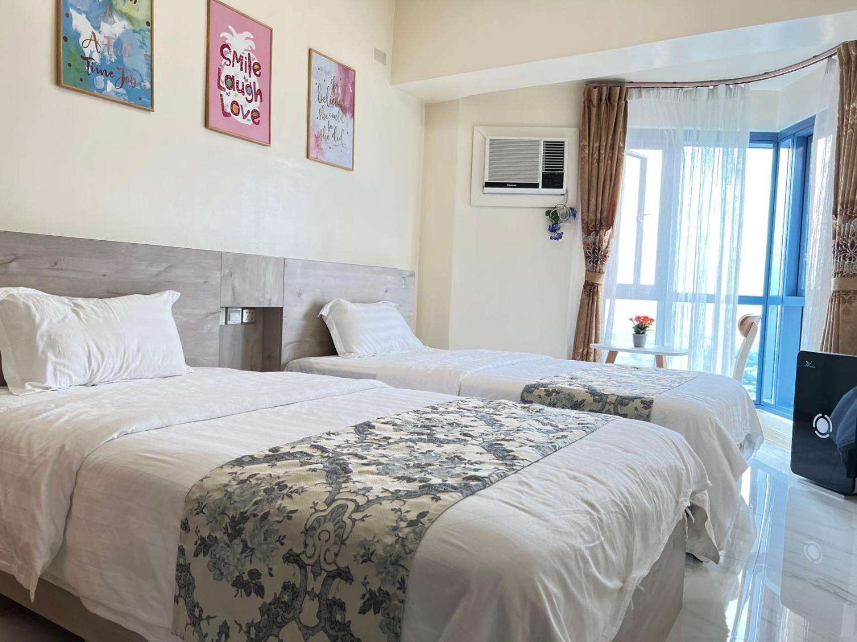 Grand Riviera Suites Manila Exterior foto