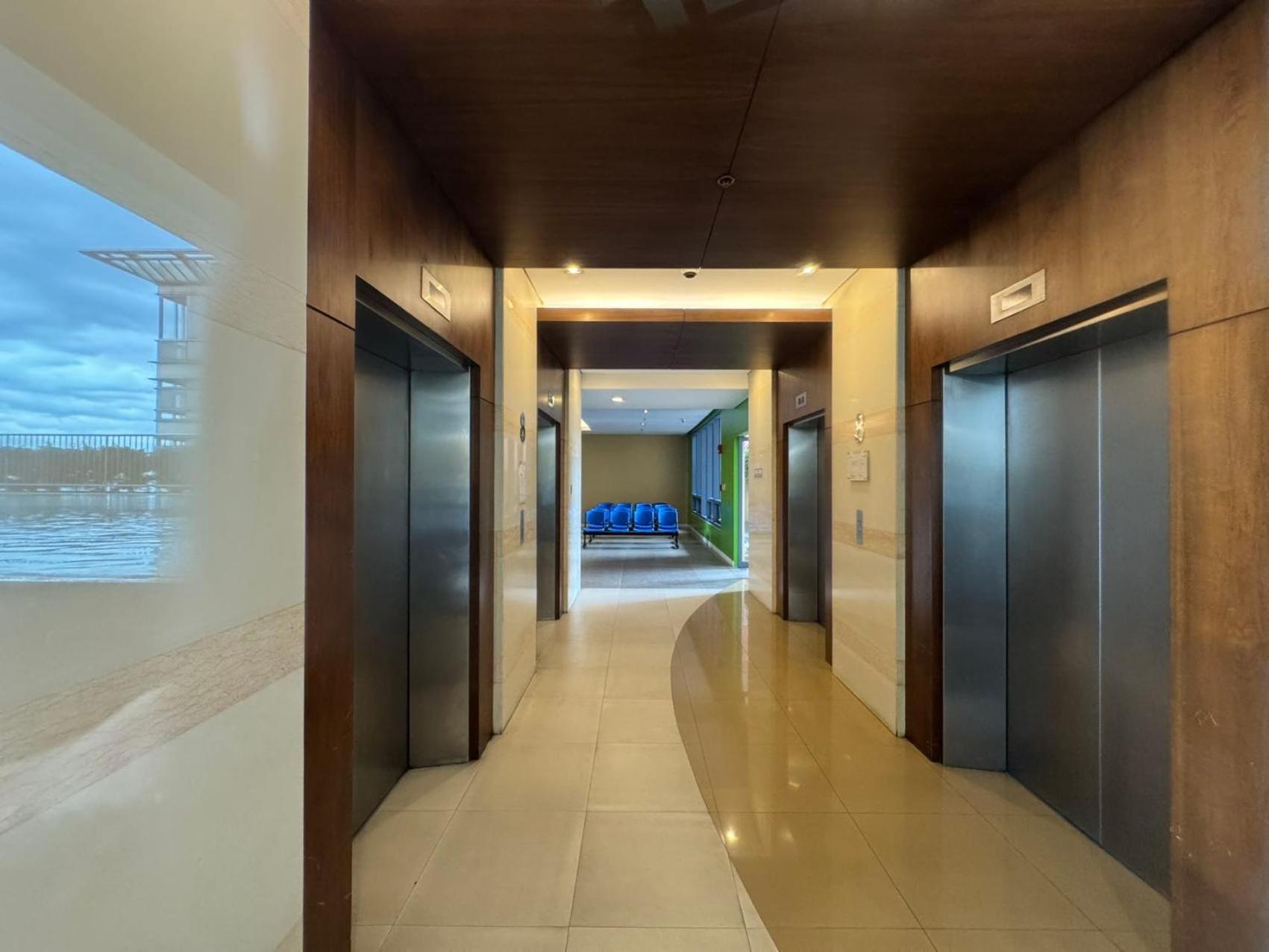 Grand Riviera Suites Manila Exterior foto
